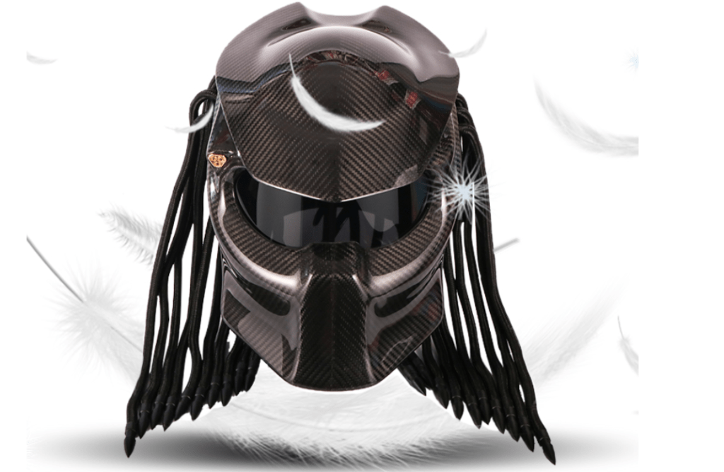 Мотоциклетный шлем Predator