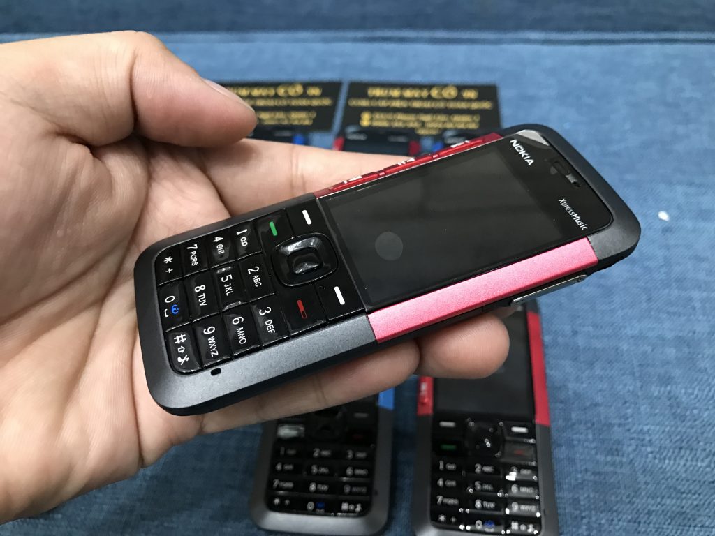 Nokia 5310 XpressMusic в руке